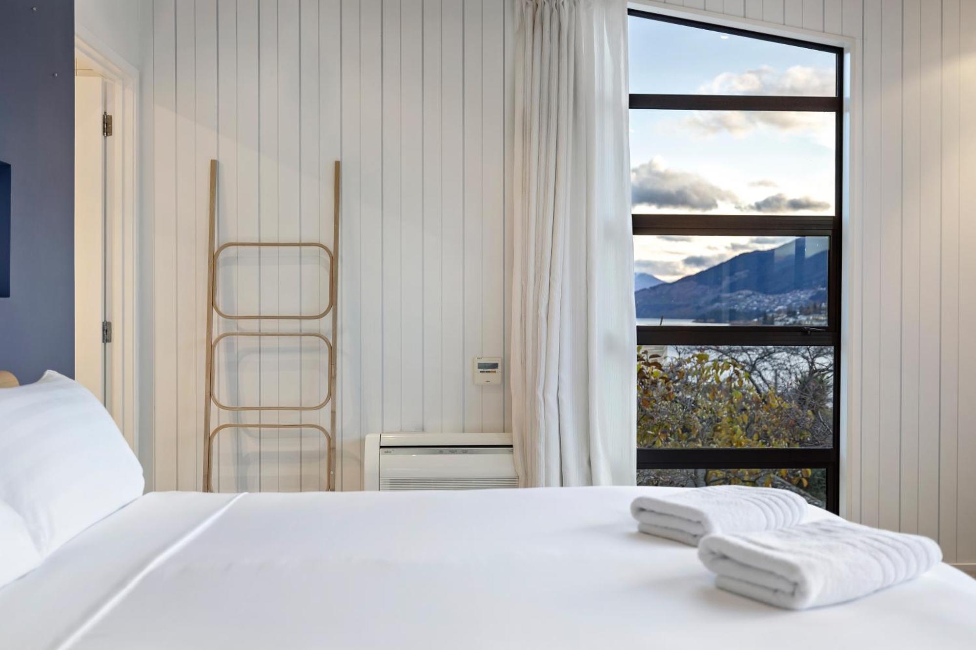 Peninsula Retreat - Spa Pool كوينستاون المظهر الخارجي الصورة